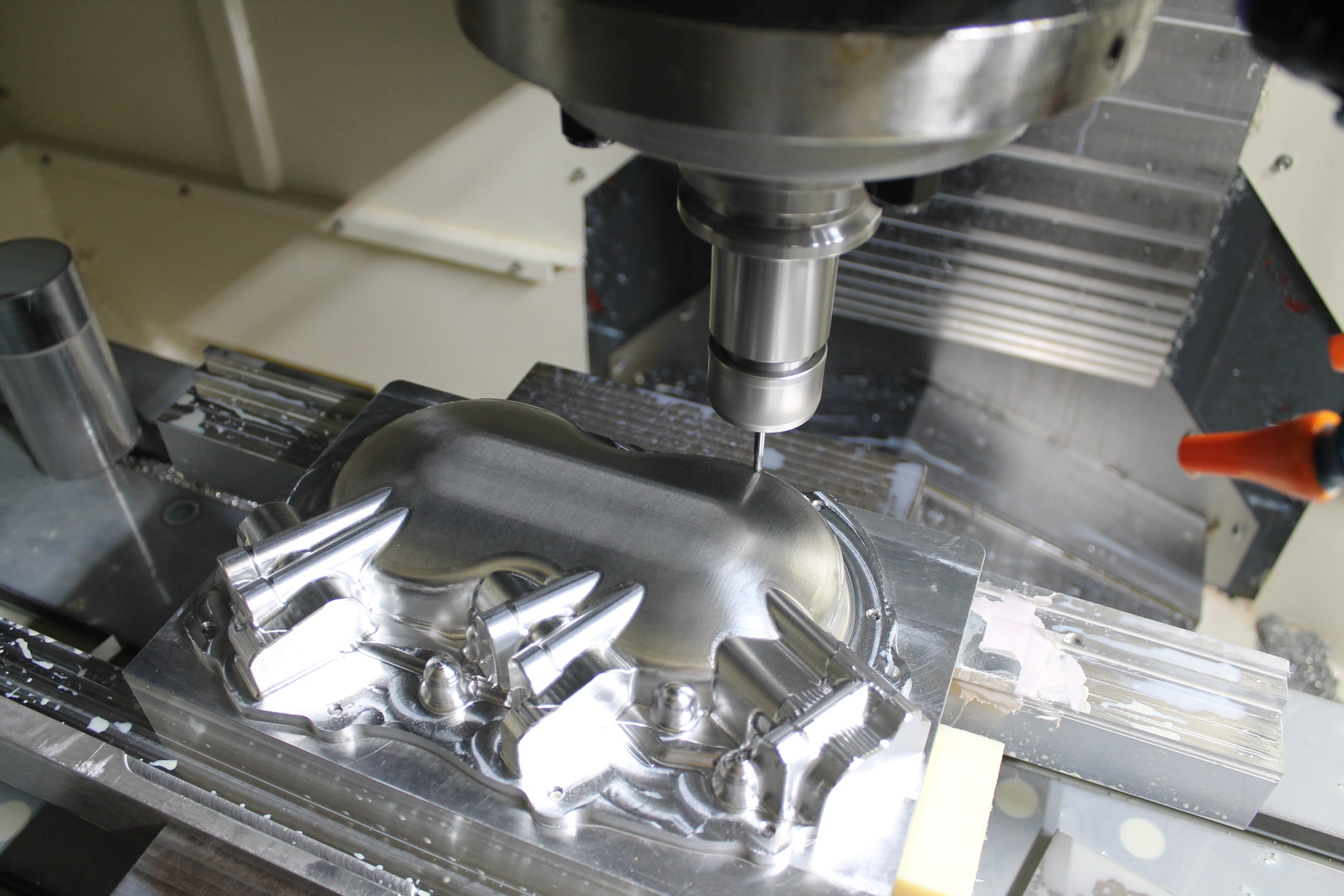 CNC Workholding Guide: Types, Importance & Selection